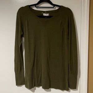 Shrinking Violet Long Sleeve Sweater Size Medium